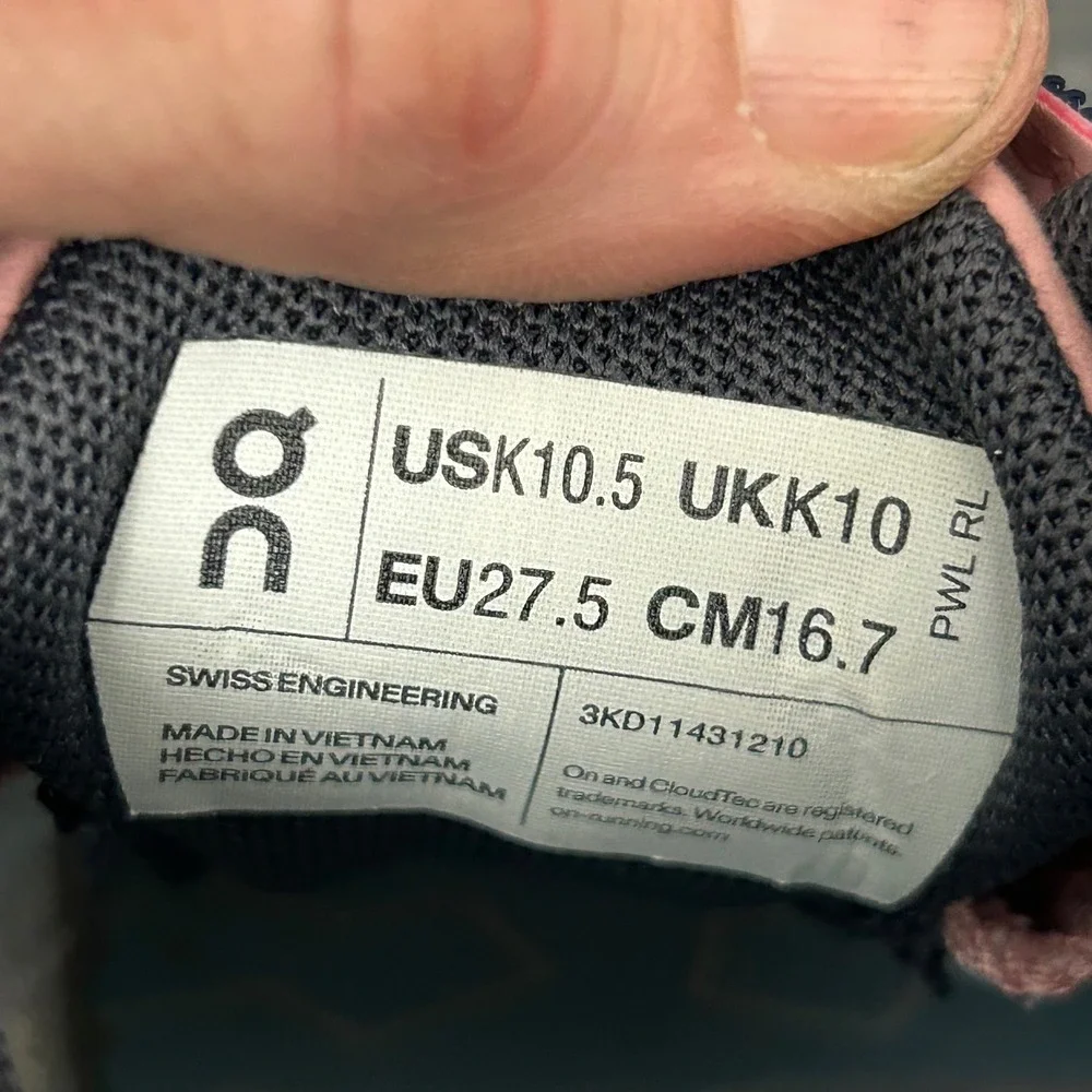 On Cloudplay Kids Sneakers Pink Black Hook Loop Running Shoes USK 10.5